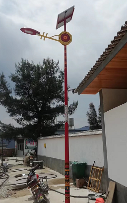 太阳能特色灯